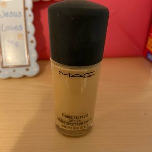 Mac studio Fluid fix shade NC 30